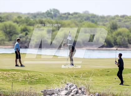 Thumbnail 1 in Raytown South @ Oak Park photogallery.