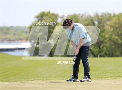 Thumbnail 3 in Raytown South @ Oak Park photogallery.