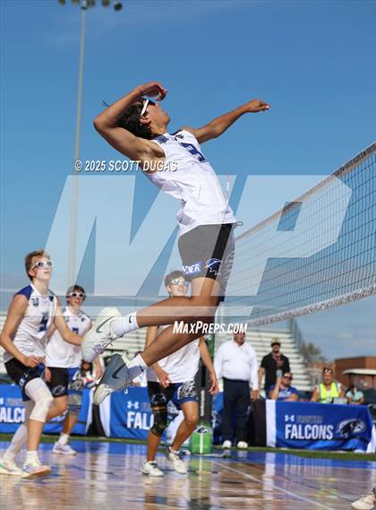 Thumbnail 1 in Hamburg @ Frontier (Stadium Series) photogallery.