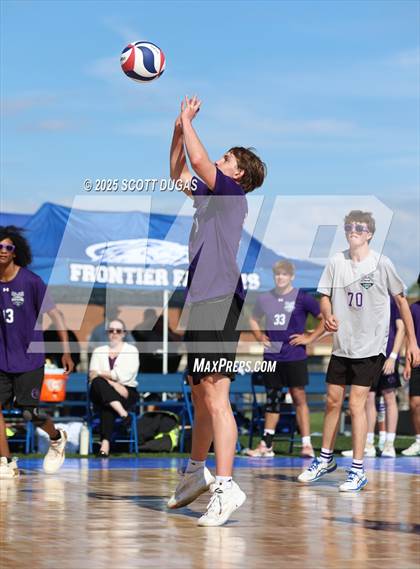 Thumbnail 1 in Hamburg @ Frontier (Stadium Series) photogallery.
