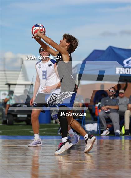 Thumbnail 3 in Hamburg @ Frontier (Stadium Series) photogallery.