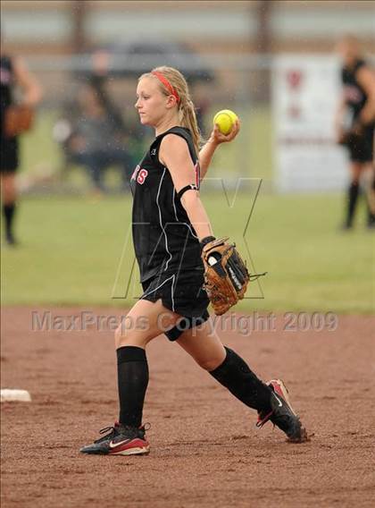 Thumbnail 2 in S. S. Seward vs. Afton (NYSPHSAA Class D Semifinal) photogallery.