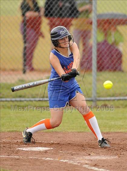 Thumbnail 2 in S. S. Seward vs. Afton (NYSPHSAA Class D Semifinal) photogallery.