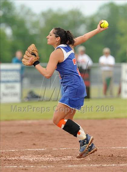 Thumbnail 2 in S. S. Seward vs. Afton (NYSPHSAA Class D Semifinal) photogallery.