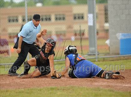 Thumbnail 2 in S. S. Seward vs. Afton (NYSPHSAA Class D Semifinal) photogallery.