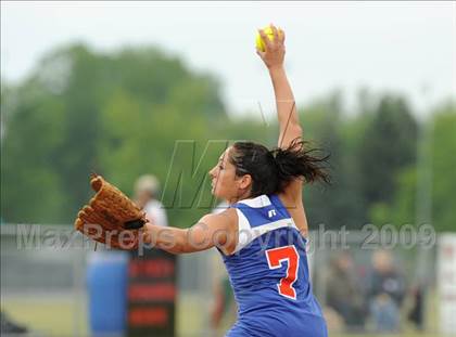 Thumbnail 3 in S. S. Seward vs. Afton (NYSPHSAA Class D Semifinal) photogallery.