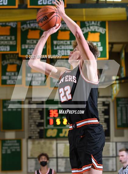 Thumbnail 2 in Beaverton @ Jesuit photogallery.
