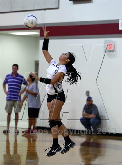 Thumbnail 1 in Vandegrift @ Rouse photogallery.
