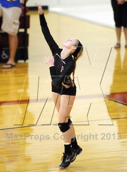 Thumbnail 1 in Vandegrift @ Rouse photogallery.