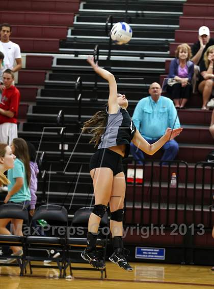 Thumbnail 1 in Vandegrift @ Rouse photogallery.