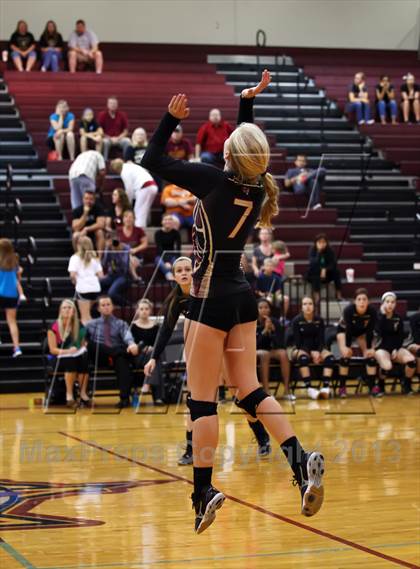 Thumbnail 2 in Vandegrift @ Rouse photogallery.