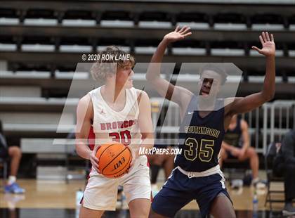 Thumbnail 3 in Southmoore @ Mustang photogallery.