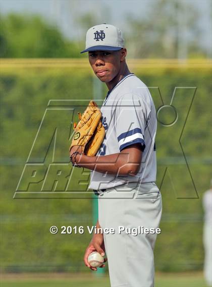 Thumbnail 2 in Notre Dame (SO) @ Harvard-Westlake photogallery.