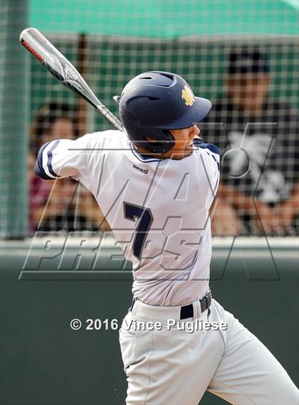 Thumbnail 1 in Notre Dame (SO) @ Harvard-Westlake photogallery.