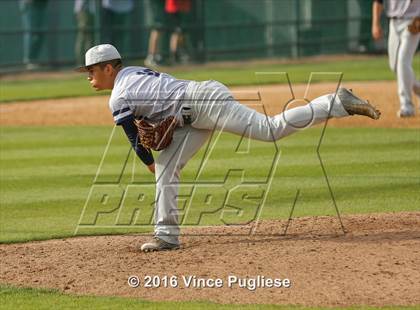 Thumbnail 1 in Notre Dame (SO) @ Harvard-Westlake photogallery.