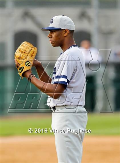 Thumbnail 3 in Notre Dame (SO) @ Harvard-Westlake photogallery.