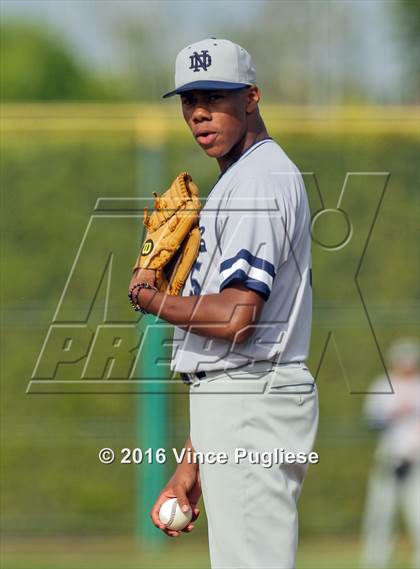 Thumbnail 3 in Notre Dame (SO) @ Harvard-Westlake photogallery.