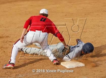Thumbnail 1 in Notre Dame (SO) @ Harvard-Westlake photogallery.