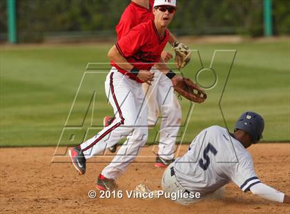 Thumbnail 1 in Notre Dame (SO) @ Harvard-Westlake photogallery.