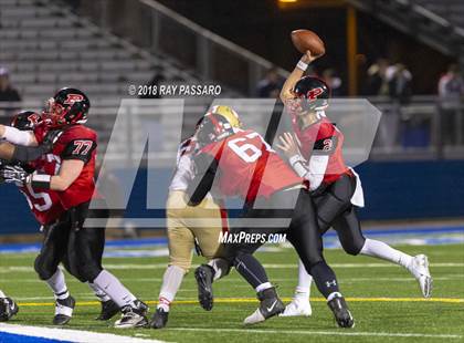 Thumbnail 1 in Plainedge vs. Half Hollow Hills West (Long Island Class III Championship) photogallery.