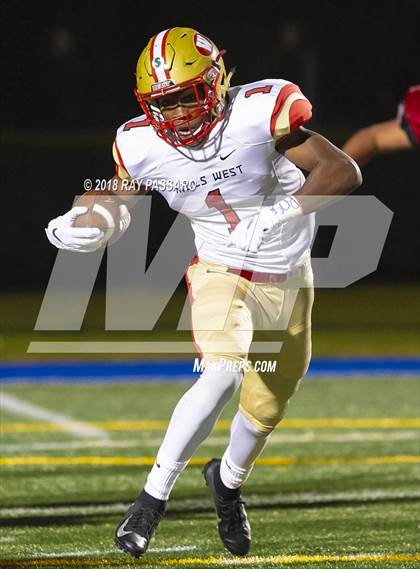 Thumbnail 3 in Plainedge vs. Half Hollow Hills West (Long Island Class III Championship) photogallery.