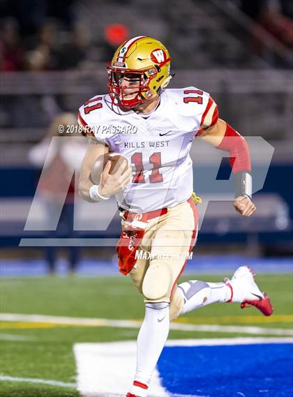 Thumbnail 2 in Plainedge vs. Half Hollow Hills West (Long Island Class III Championship) photogallery.