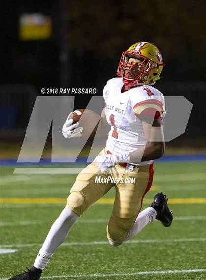 Thumbnail 3 in Plainedge vs. Half Hollow Hills West (Long Island Class III Championship) photogallery.