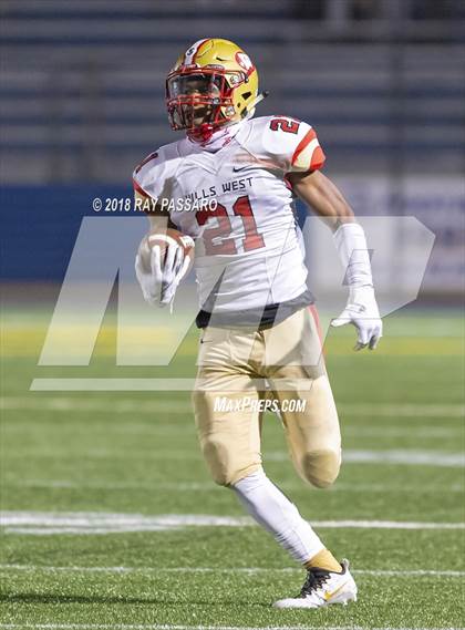 Thumbnail 1 in Plainedge vs. Half Hollow Hills West (Long Island Class III Championship) photogallery.