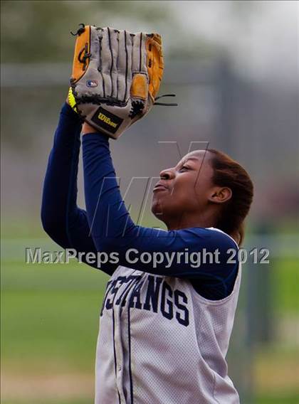 Thumbnail 1 in Lamar Consolidated vs Galveston Ball (1st Capitol Classic) photogallery.
