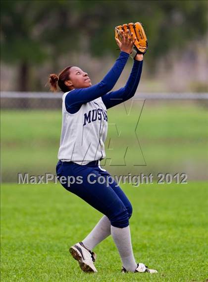 Thumbnail 3 in Lamar Consolidated vs Galveston Ball (1st Capitol Classic) photogallery.