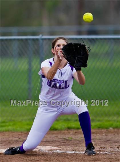 Thumbnail 3 in Lamar Consolidated vs Galveston Ball (1st Capitol Classic) photogallery.