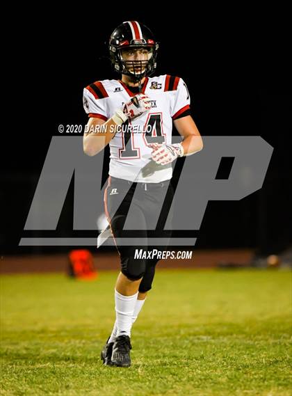 Thumbnail 3 in Skyline vs Boulder Creek photogallery.