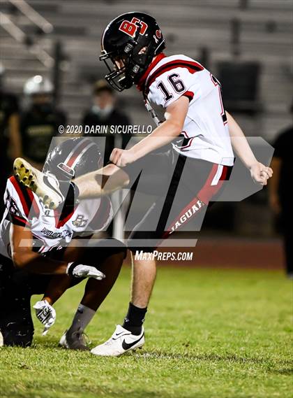 Thumbnail 2 in Skyline vs Boulder Creek photogallery.