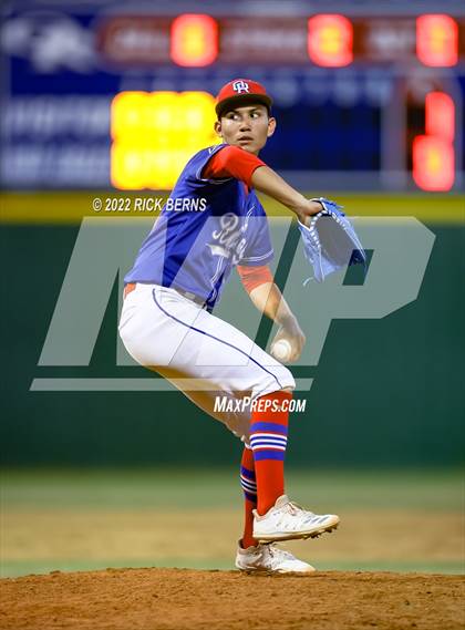 Thumbnail 1 in Grand Oaks @ Oak Ridge photogallery.