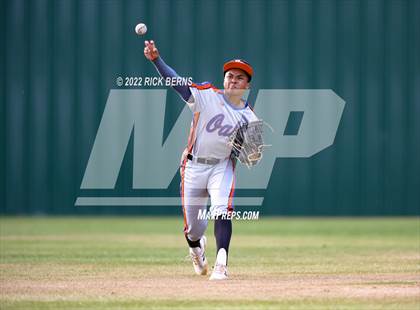 Thumbnail 1 in Grand Oaks @ Oak Ridge photogallery.