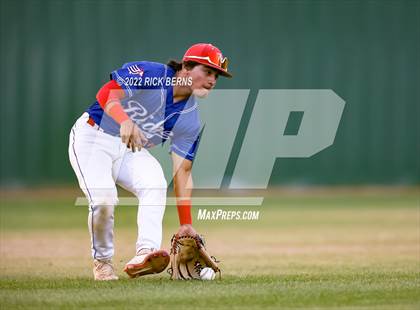 Thumbnail 1 in Grand Oaks @ Oak Ridge photogallery.