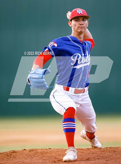 Thumbnail 1 in Grand Oaks @ Oak Ridge photogallery.