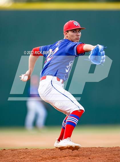Thumbnail 3 in Grand Oaks @ Oak Ridge photogallery.