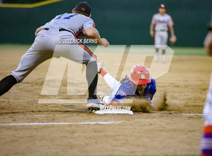 Thumbnail 3 in Grand Oaks @ Oak Ridge photogallery.