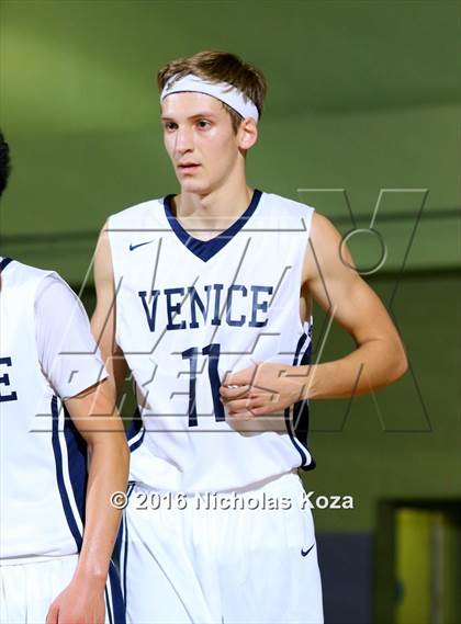 Thumbnail 3 in Bernstein vs. Venice (CIF LA City Section D2 Final) photogallery.