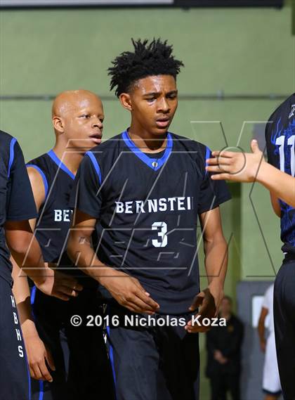 Thumbnail 2 in Bernstein vs. Venice (CIF LA City Section D2 Final) photogallery.