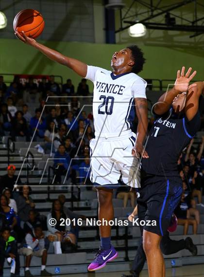 Thumbnail 3 in Bernstein vs. Venice (CIF LA City Section D2 Final) photogallery.