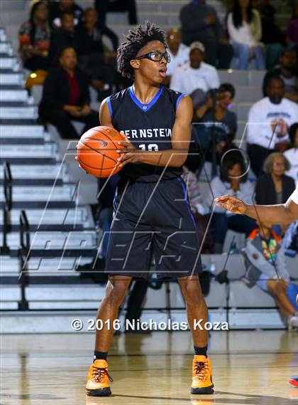 Thumbnail 3 in Bernstein vs. Venice (CIF LA City Section D2 Final) photogallery.