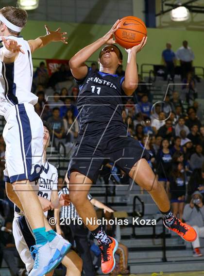 Thumbnail 2 in Bernstein vs. Venice (CIF LA City Section D2 Final) photogallery.