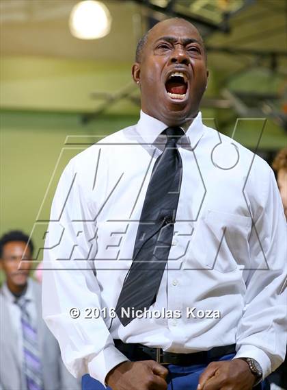 Thumbnail 3 in Bernstein vs. Venice (CIF LA City Section D2 Final) photogallery.