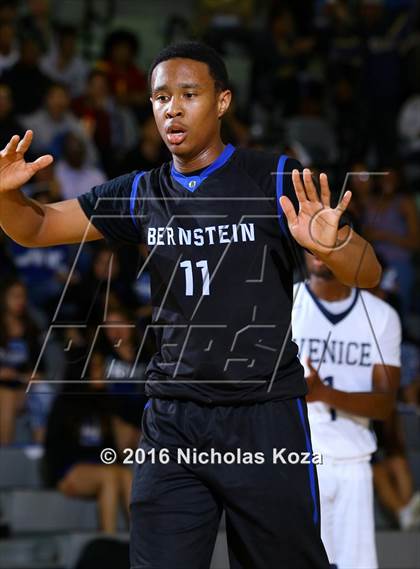 Thumbnail 1 in Bernstein vs. Venice (CIF LA City Section D2 Final) photogallery.