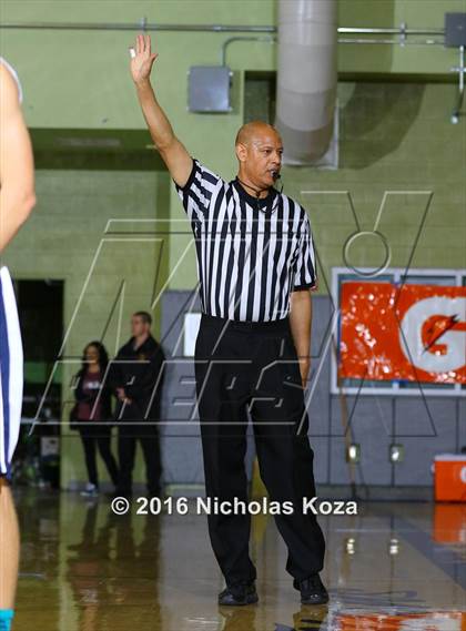 Thumbnail 2 in Bernstein vs. Venice (CIF LA City Section D2 Final) photogallery.