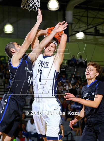 Thumbnail 1 in Bernstein vs. Venice (CIF LA City Section D2 Final) photogallery.