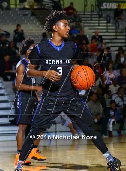 Thumbnail 1 in Bernstein vs. Venice (CIF LA City Section D2 Final) photogallery.
