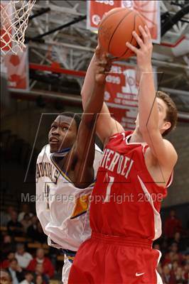 Thumbnail 2 in Mater Dei vs. Farragut (Nike Extravaganza) photogallery.